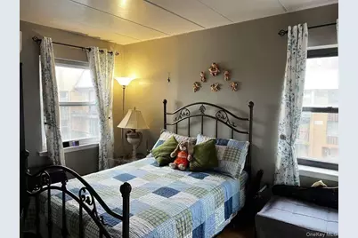 75-22 Parsons Boulevard #D3, Fresh Meadows, NY 11366 - Photo 11