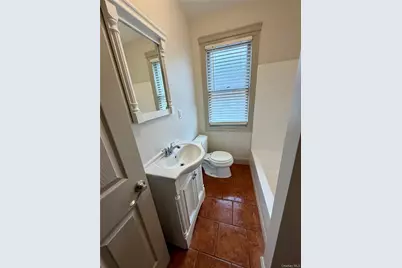 11 Franklin Street #1E, Poughkeepsie, NY 12601 - Photo 3