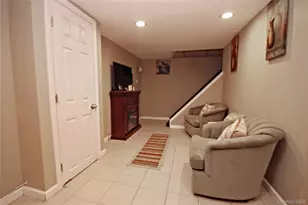 2 Vita Dr, Central Islip, NY 11722 - Photo 41