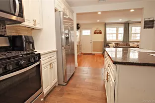 2 Vita Dr, Central Islip, NY 11722 - Photo 17