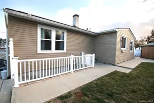 2 Vita Dr, Central Islip, NY 11722 - Photo 31