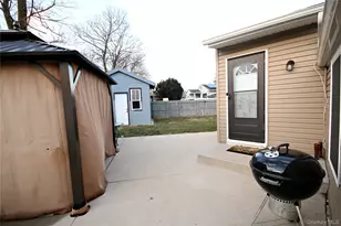 2 Vita Dr, Central Islip, NY 11722 - Photo 27