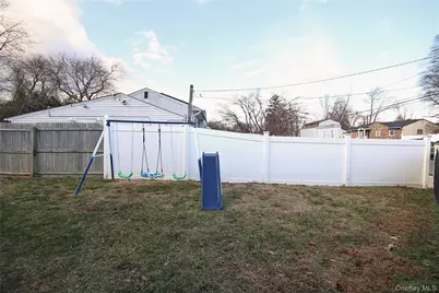 2 Vita Drive, Central Islip, NY 11722 - Photo 33