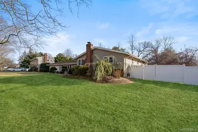 11 Cedar Crest Drive, Dix Hills, NY 11746 - Photo 3