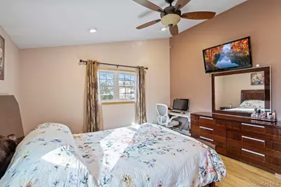 11 Cedar Crest Drive, Dix Hills, NY 11746 - Photo 19