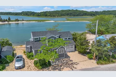 286 Towd Point Road, Southampton, NY 11968 - Photo 1