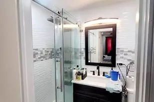 171-28 103rd Rd, Jamaica, NY 11433 - Photo 7