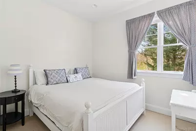 101 Jessup Lane, Westhampton Beach, NY 11978 - Photo 17