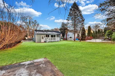 61 Circle Drive, East Northport, NY 11731 - Photo 21