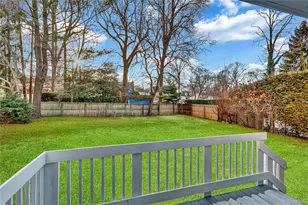 61 Circle Dr, East Northport, NY 11731 - Photo 19