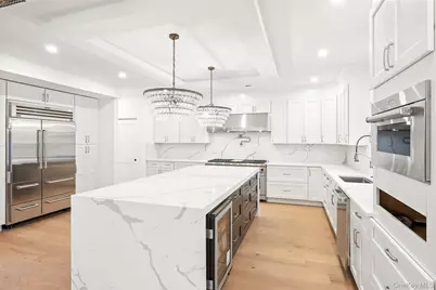 2 Radial Lane, Levittown, NY 11756 - Photo 11