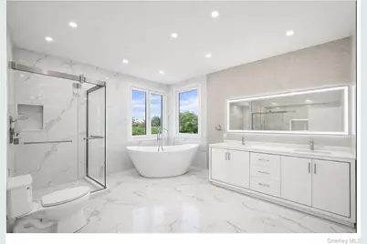 2 Radial Lane, Levittown, NY 11756 - Photo 15