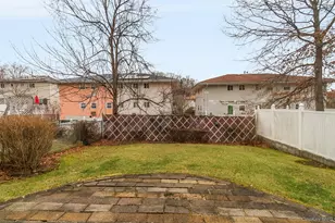 6 Regina Pl, Yonkers, NY 10703 - Photo 11