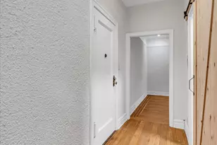 4 Maple Dr, Great Neck, NY 11021 - Photo 5