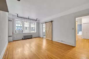 4 Maple Dr, Great Neck, NY 11021 - Photo 7