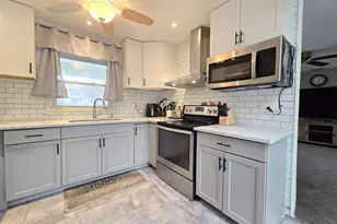 33 Segatogue Ln, South Setauket, NY 11720 - Photo 9