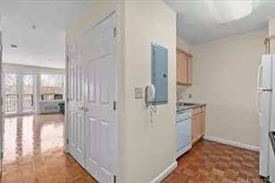 312 Sutton Dr, Mount Kisco, NY 10549 - Photo 5