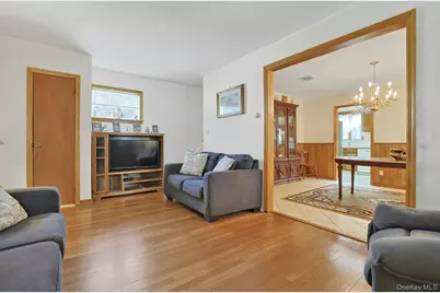 16 Richardson Place, Eastchester, NY 10709 - Photo 7