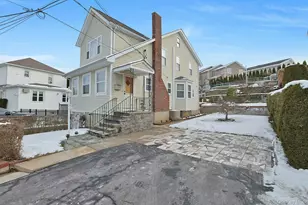 16 Richardson Pl, Eastchester, NY 10709 - Photo 3