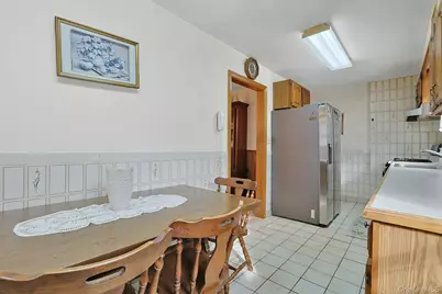 16 Richardson Place, Eastchester, NY 10709 - Photo 13