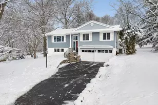 7 Bracken Rd, Ossining, NY 10562 - Photo 3