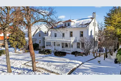 152 Sutton Manor Road, New Rochelle, NY 10801 - Photo 1