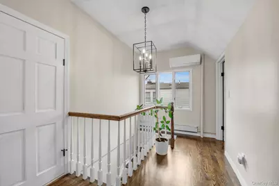 39 Corwin Avenue, New Hyde Park, NY 11040 - Photo 11