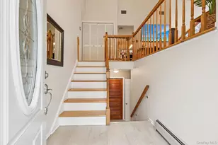 4 Austin Way, Tappan, NY 10983 - Photo 3