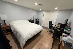 200 Hancock St, Brentwood, NY 11717 - Photo 23