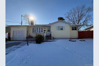 200 Hancock Street, Brentwood, NY 11717 - Photo 3