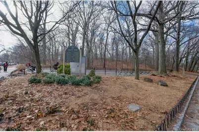 115-25 Metropolitan Avenue #161, Kew Gardens, NY 11418 - Photo 15