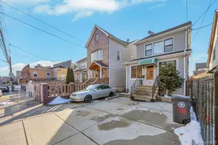 91-16 196th St, Hollis, NY 11423 - Photo 3