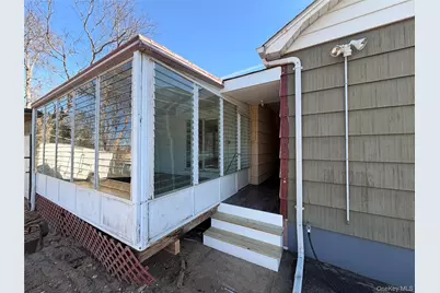 20 Bogota Road, Mastic Beach, NY 11951 - Photo 19