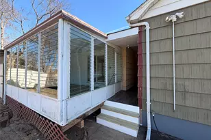 20 Bogota Rd, Mastic Beach, NY 11951 - Photo 19