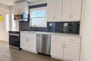 20 Bogota Rd, Mastic Beach, NY 11951 - Photo 5