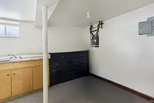 47-11 88th St, Elmhurst, NY 11373 - Photo 25