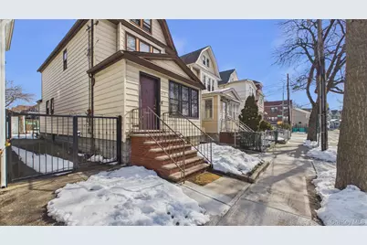 4711 88th Street, Elmhurst, NY 11373 - Photo 3