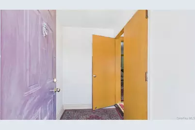 4711 88th Street, Elmhurst, NY 11373 - Photo 11