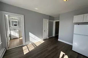 87 Broadway, Newburgh, NY 12550 - Photo 11