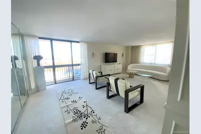 27010 Grand Central Parkway #17E, Floral Park, NY 11005 - Photo 7