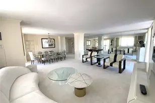 270-10 Grand Central Pkwy, Floral Park, NY 11005 - Photo 3