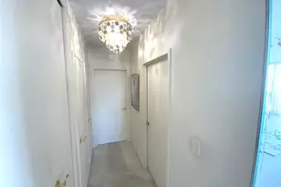 270-10 Grand Central Pkwy, Floral Park, NY 11005 - Photo 21