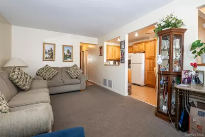 2544 Hollers Avenue, Bronx, NY 10475 - Photo 5