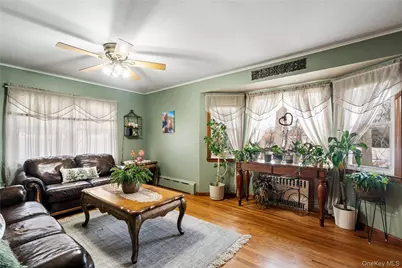 24 Park Place, Patchogue, NY 11772 - Photo 7