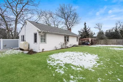 24 Park Place, Patchogue, NY 11772 - Photo 21