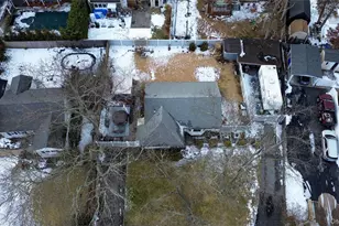 24 Park Pl, Patchogue, NY 11772 - Photo 29