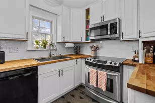 194 W Neck Rd, Huntington, NY 11743 - Photo 7