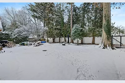 194 W Neck Road, Huntington, NY 11743 - Photo 25