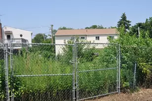 121-22 Hook Creek Blvd, Rosedale, NY 11422 - Photo 1