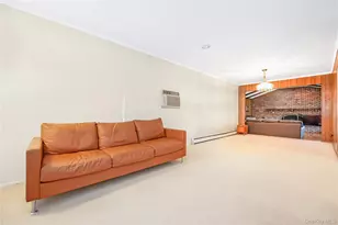 19 Parkdale Dr, Farmingdale, NY 11735 - Photo 7